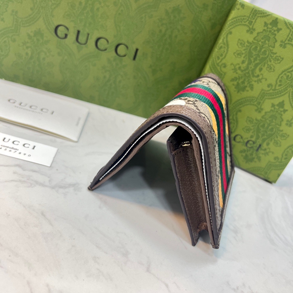 グッチ財布コピー側面デザイン